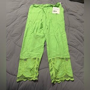 NWT Vibrant Like Green Lace Hem Pants Large
